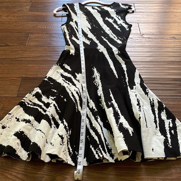 Ohne Titel Dress - Picture 4 of 7